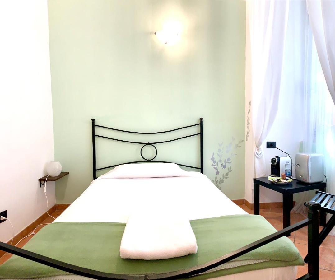 Affittacamere Virginia'S Rooms Genua Buitenkant foto