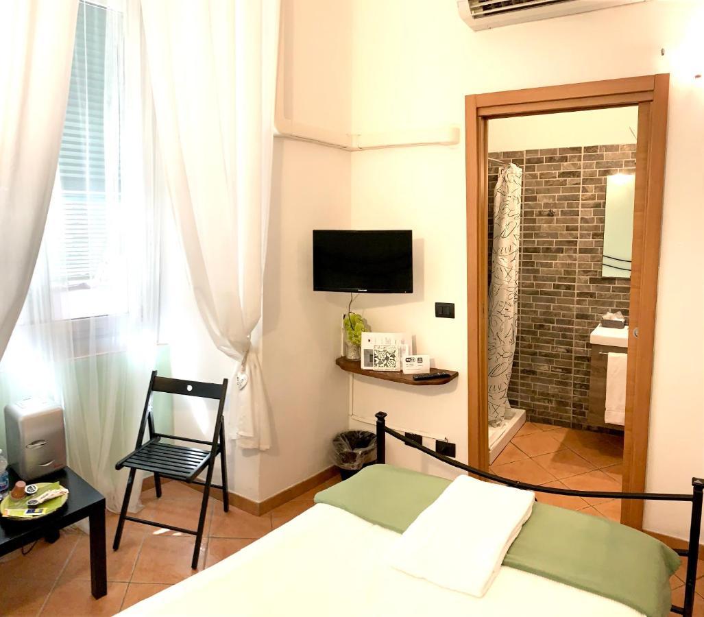 Affittacamere Virginia'S Rooms Genua Buitenkant foto