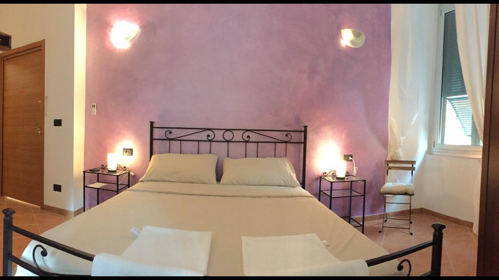 Affittacamere Virginia'S Rooms Genua Buitenkant foto