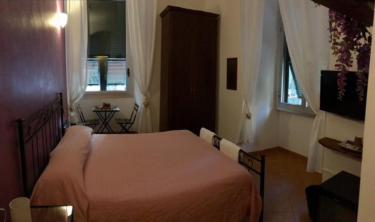 Affittacamere Virginia'S Rooms Genua Buitenkant foto