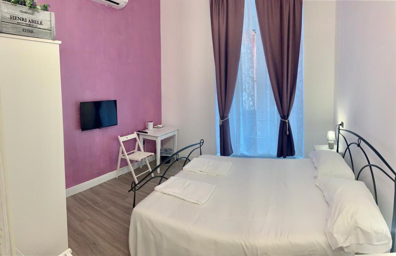 Affittacamere Virginia'S Rooms Genua Buitenkant foto