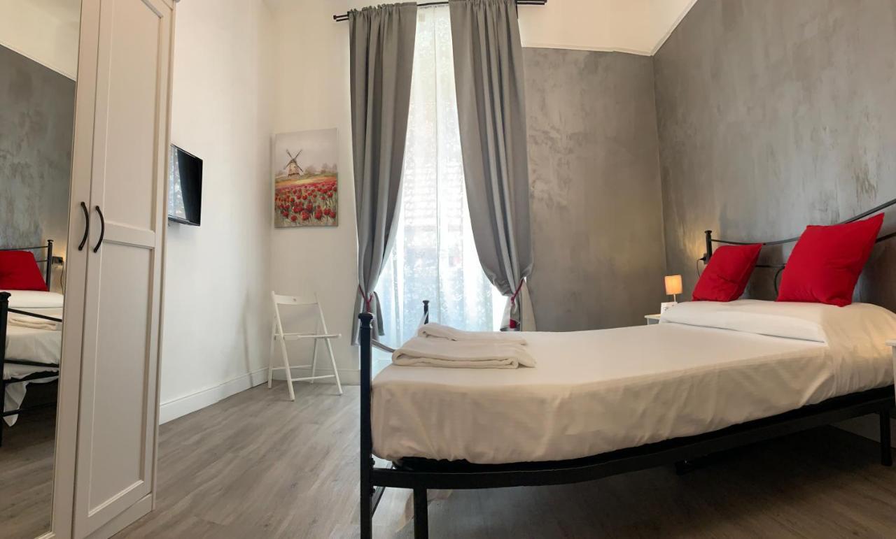 Affittacamere Virginia'S Rooms Genua Buitenkant foto